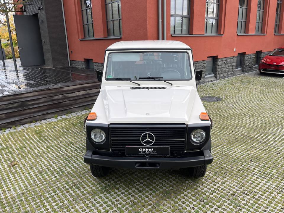 Bild 10/33 von Mercedes-Benz 230 GE (kurz) (1987)