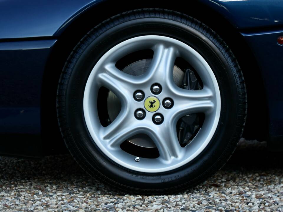 Immagine 17/50 di Ferrari 456 GT (1994)