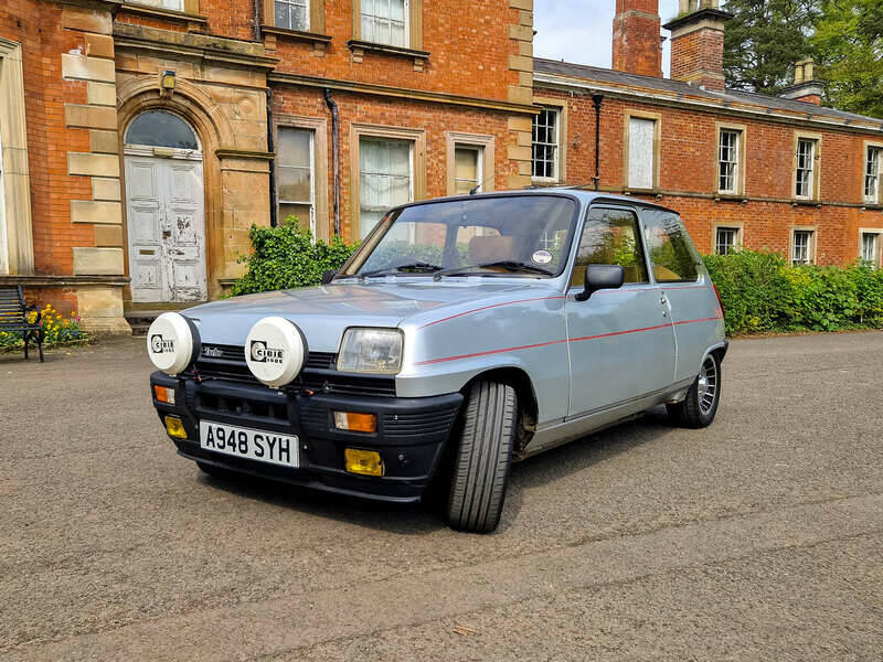 Afbeelding 7/50 van Renault R 5 Alpine Turbo (1984)