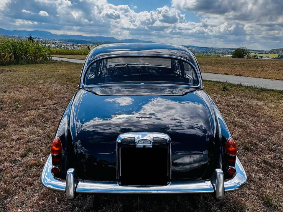 Bild 4/32 von Jaguar S-Type 3.4 (1964)
