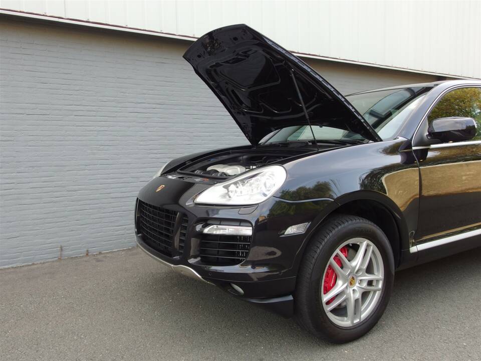 Imagen 83/97 de Porsche Cayenne Turbo (2007)