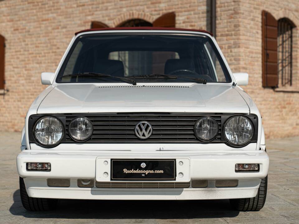 Image 3/50 of Volkswagen Golf Mk I Convertible 1.6 (1990)