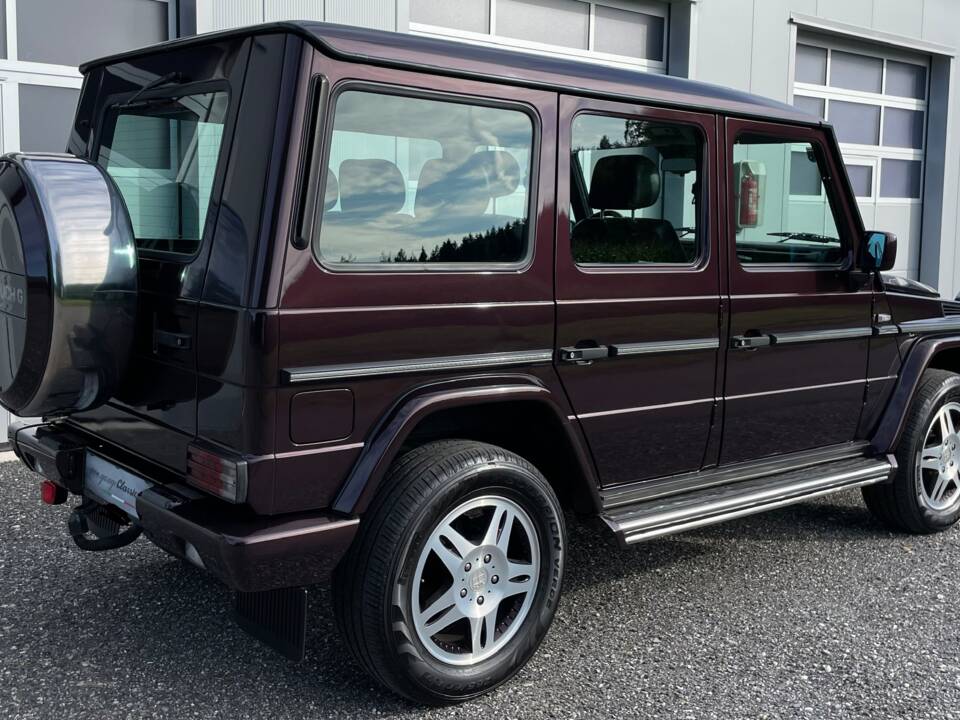 Image 5/17 of Mercedes-Benz G 500 (LWB) (1999)