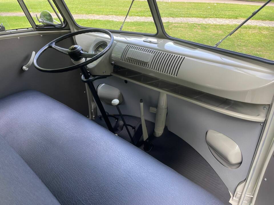 Bild 15/23 von Volkswagen T1 pickup double cabin (1960)