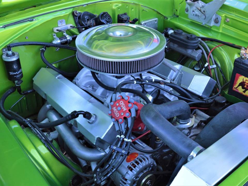 Bild 37/43 von Plymouth Road Runner Hardtop Coupe (1968)