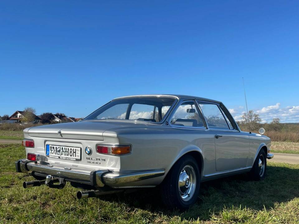 Image 4/5 of BMW Glas 3000 V8 (1969)