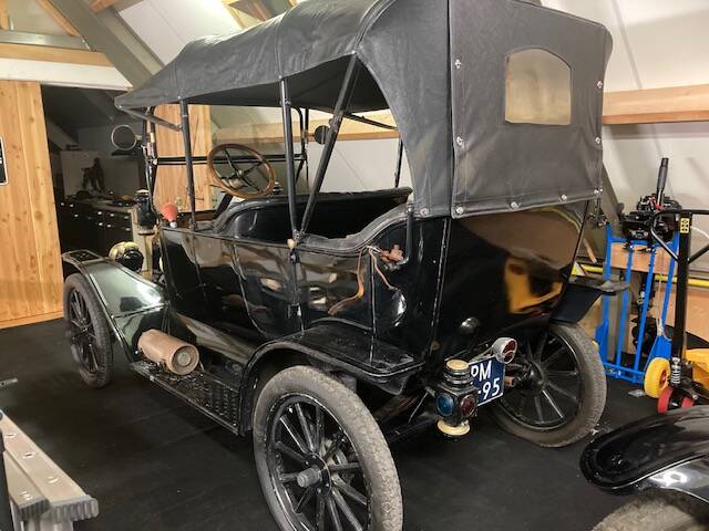 Image 5/10 de Ford Model T Touring (1914)