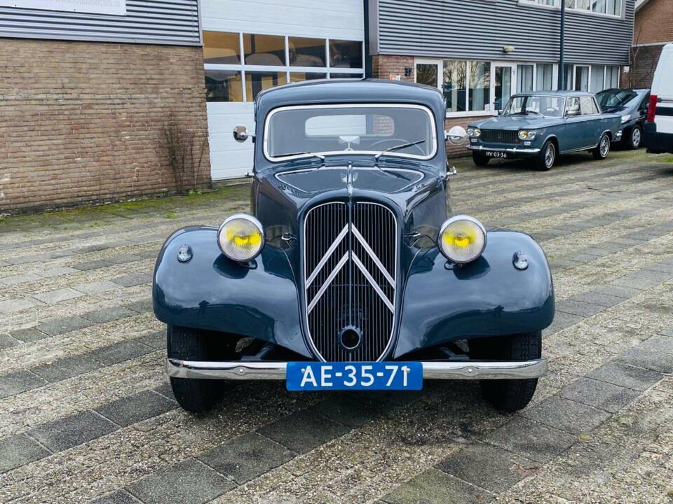 Bild 38/46 von Citroën Traction Avant 11 B (1955)