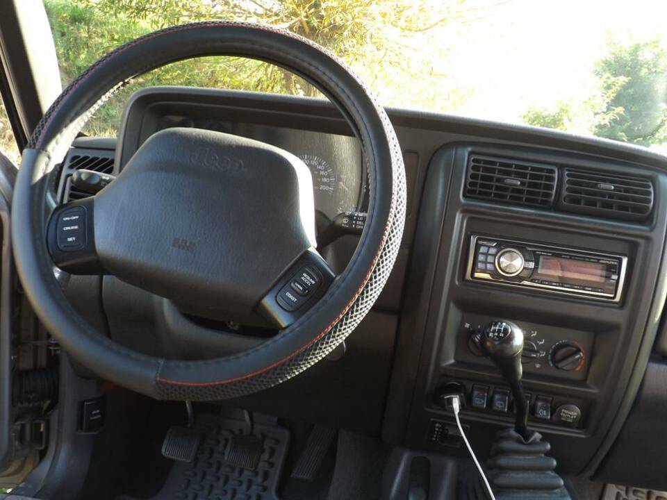 Imagen 20/50 de Jeep Cherokee 2.5 TD (2000)