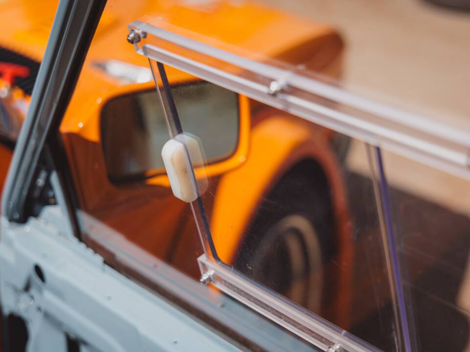 Bild 29/31 von BMW M5 (1987)