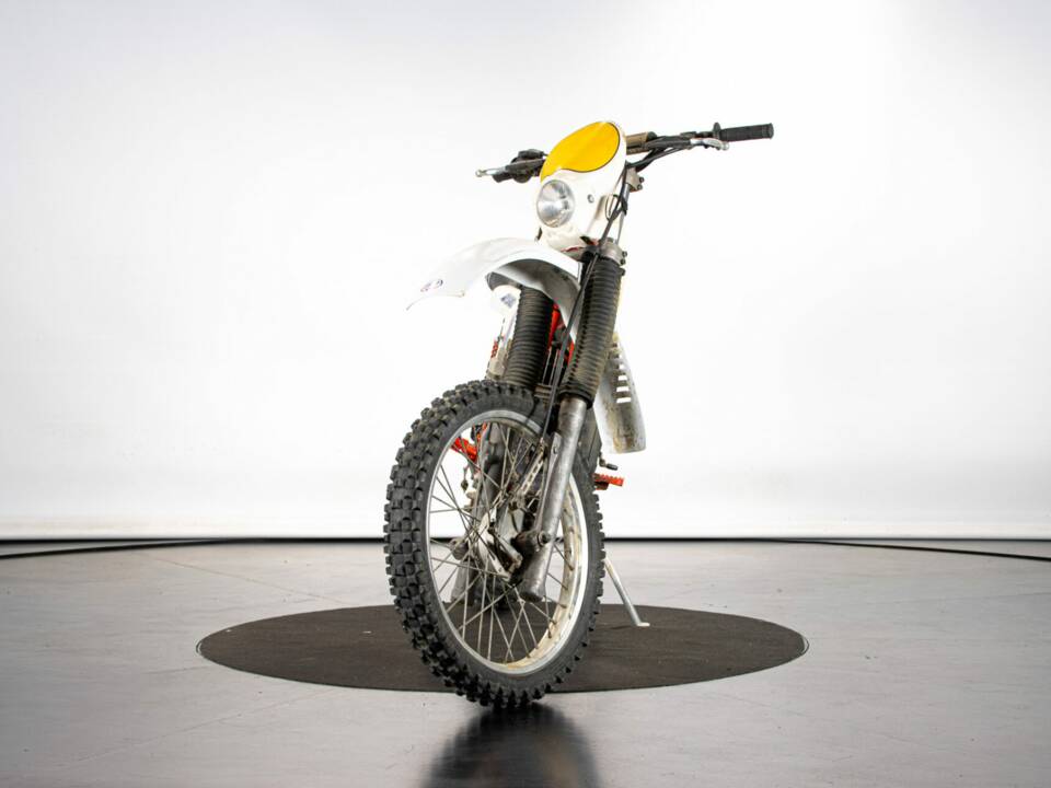 Image 7/41 of KTM GS 250 (1981)