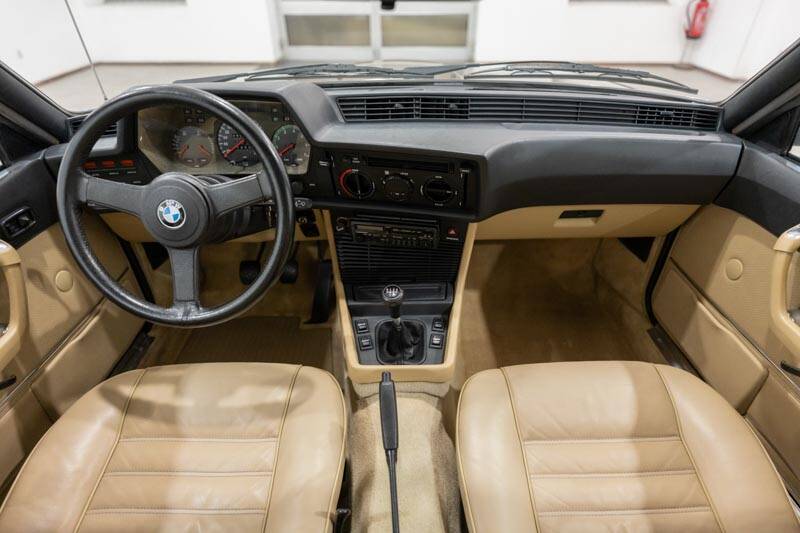 Bild 27/37 von BMW 635 CSi (1982)