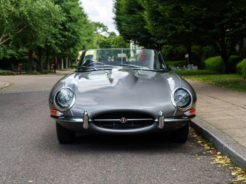 Immagine 5/21 di Jaguar E-Type 4.2 (1965)