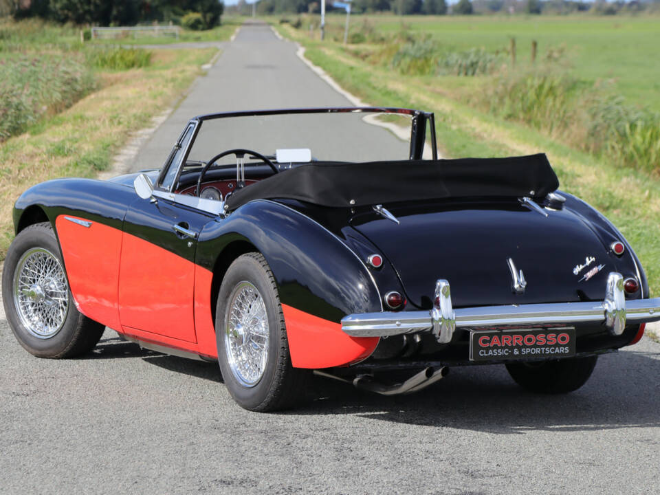 Image 36/42 of Austin-Healey 3000 Mk II (BJ7) (1963)