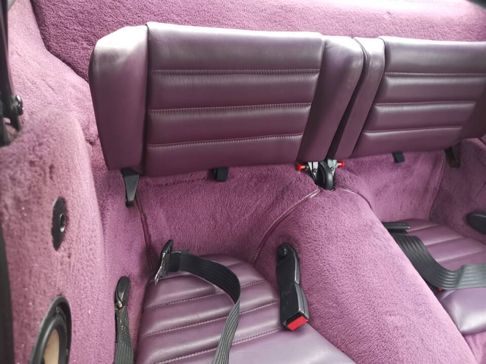 Image 28/51 of Porsche 911 Carrera 2 (WTL) (1990)