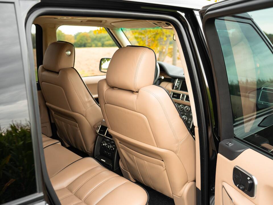 Imagen 38/67 de Land Rover Range Rover V8 Supercharged (2012)