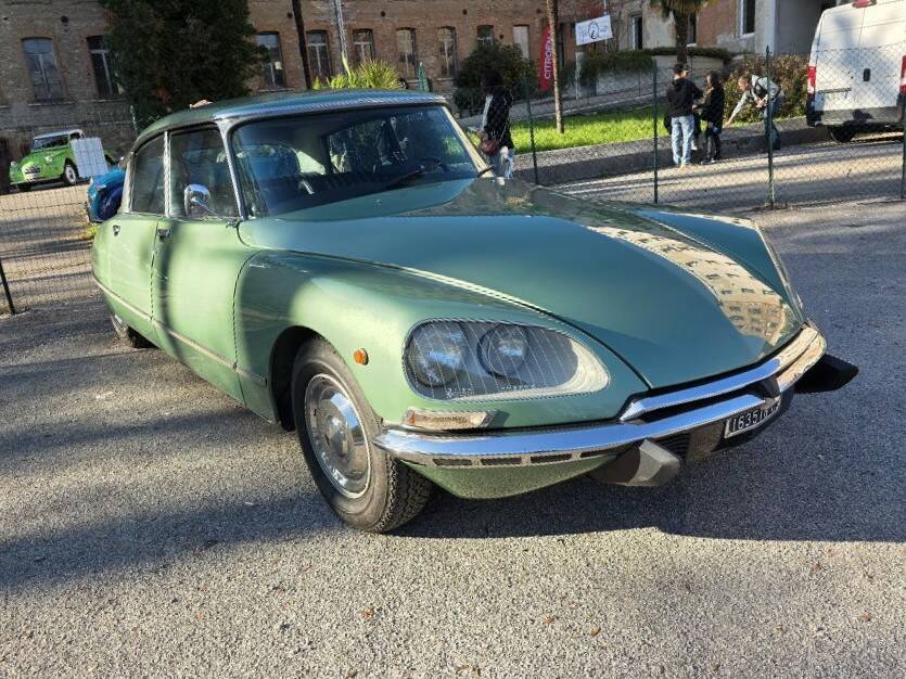 Bild 3/8 von Citroën DS 21 (1972)