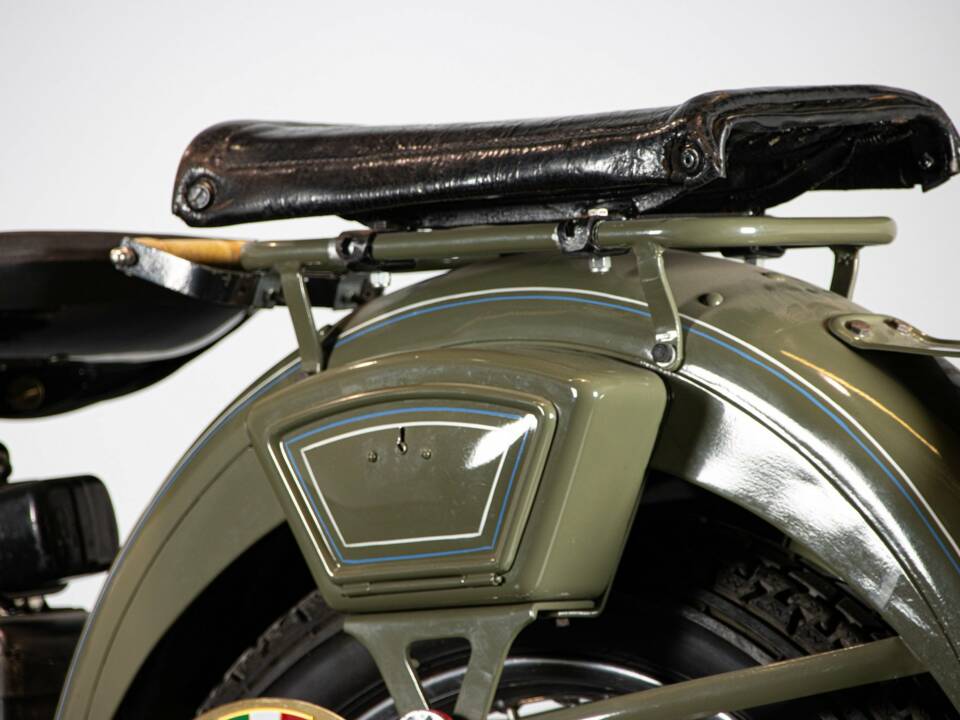 Image 10/50 of Moto Guzzi DUMMY (1963)