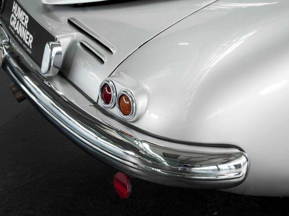 Image 38/50 of Tatra T 87 (1949)