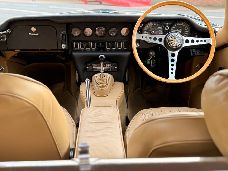 Bild 15/16 von Jaguar E-Type (1971)