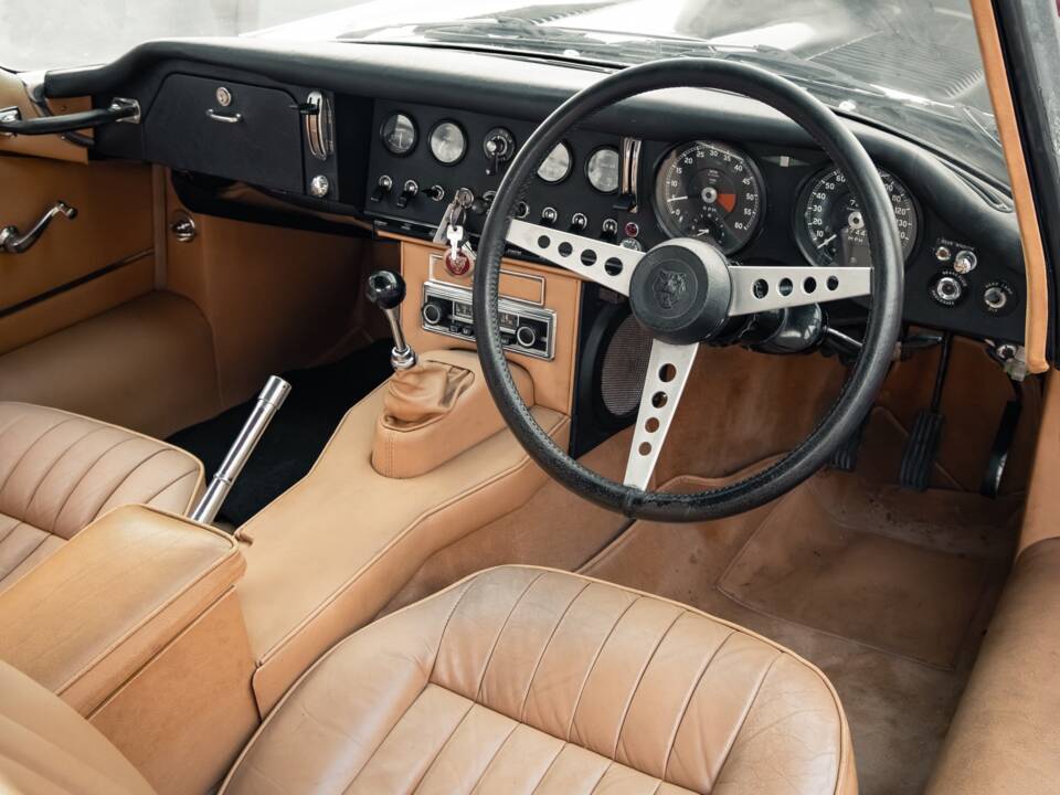 Imagen 4/42 de Jaguar E-Type (2+2) (1967)