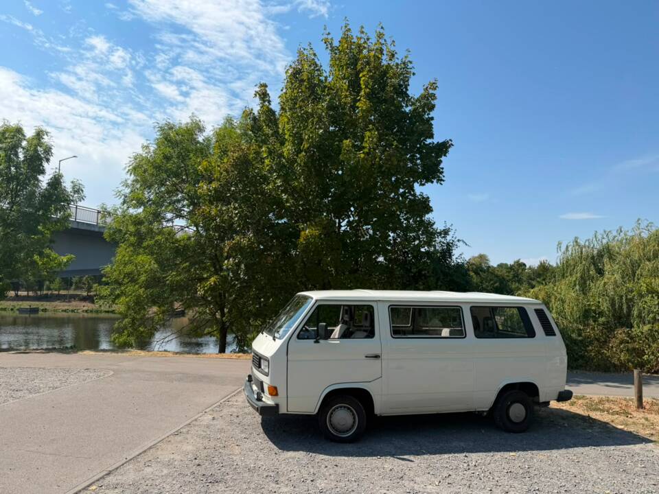 Bild 12/17 von Volkswagen T3 Multivan 1.6 TD (1990)