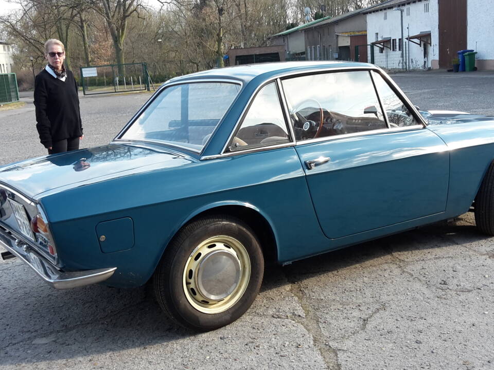 Image 4/9 de Lancia Fulvia Coupe (1968)