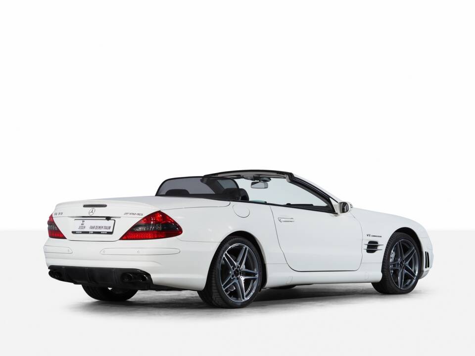 Immagine 8/49 di Mercedes-Benz SL 55 AMG (2006)