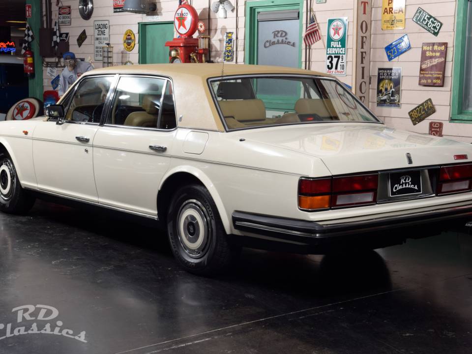 Image 3/50 of Rolls-Royce Silver Spur (1988)