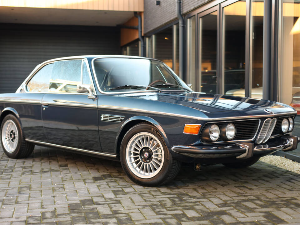 Immagine 2/57 di BMW 3.0 CSi (1972)