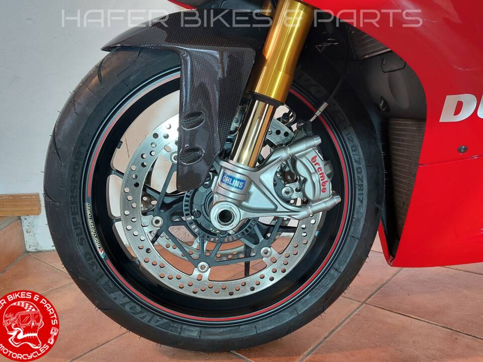 Image 34/42 of Ducati 1199 Panigale S Tricolore (2012)
