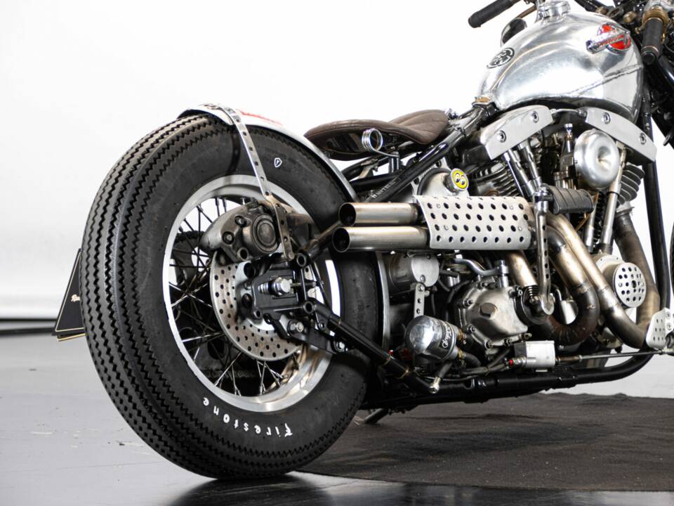 Immagine 35/50 di Harley-Davidson FLSTC Heritage Softail Classic (1997)
