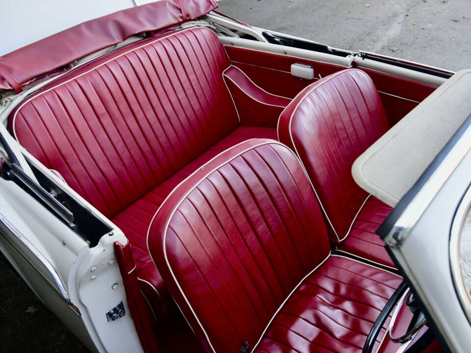 Imagen 39/50 de Sunbeam Rapier Mk IIIA (1963)