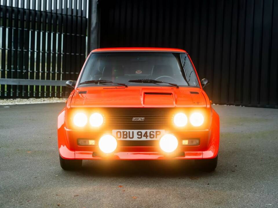 Image 4/15 of FIAT 131 Abarth Rally (1978)