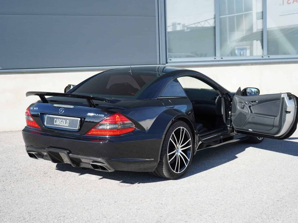 Image 16/22 de Mercedes-Benz SL 65 AMG Black Series (2009)