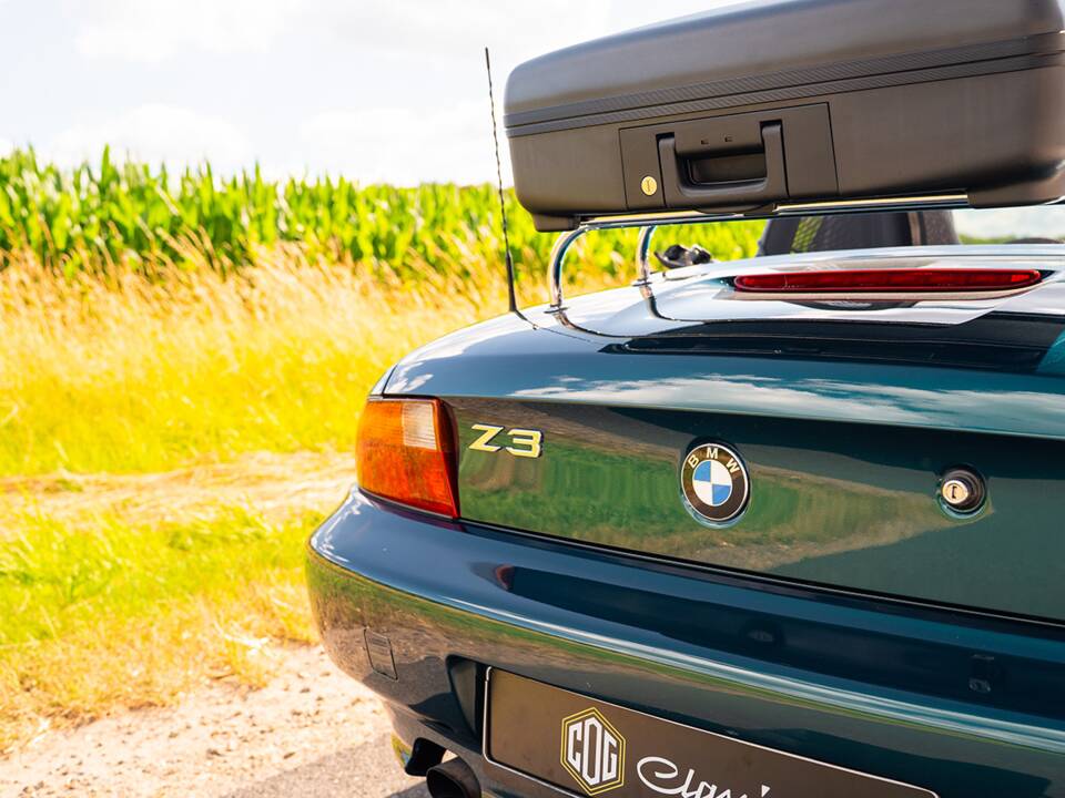 Bild 14/36 von BMW Z3 Roadster 1,8 (1998)
