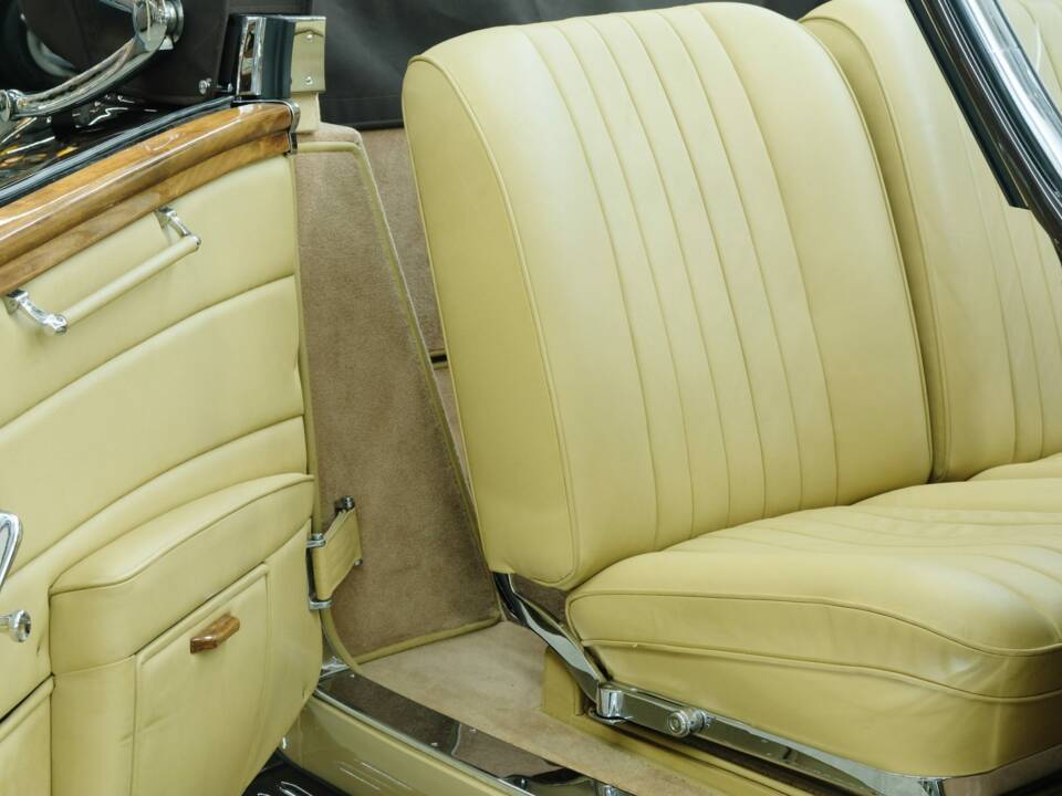 Bild 47/50 von Mercedes-Benz 320n Cabriolet A (1938)