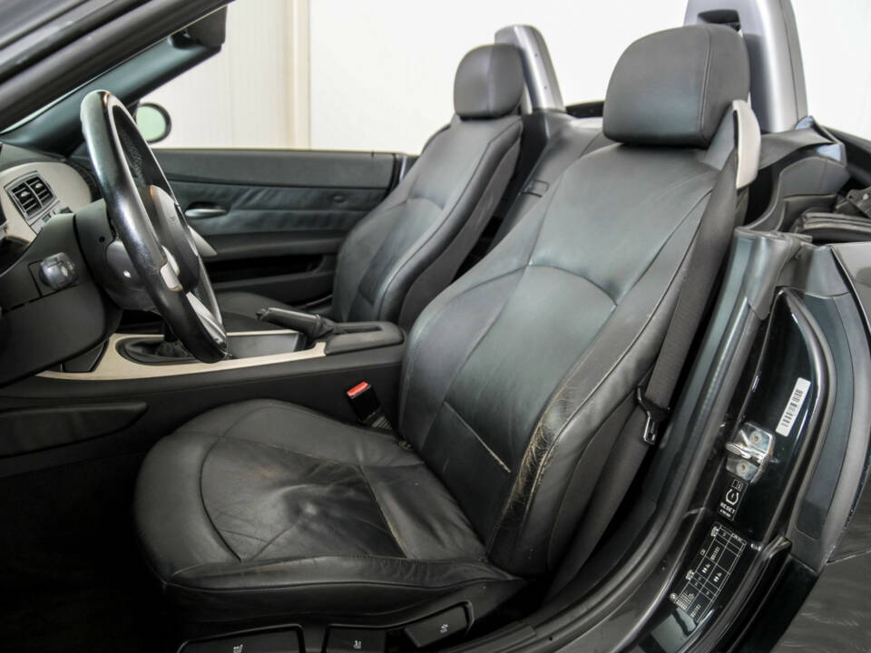 Image 15/50 of BMW Z4 2.2i (2005)