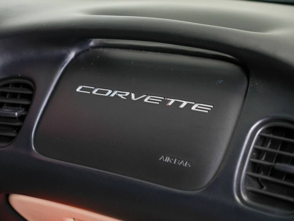 Afbeelding 35/49 van Chevrolet Corvette (2001)
