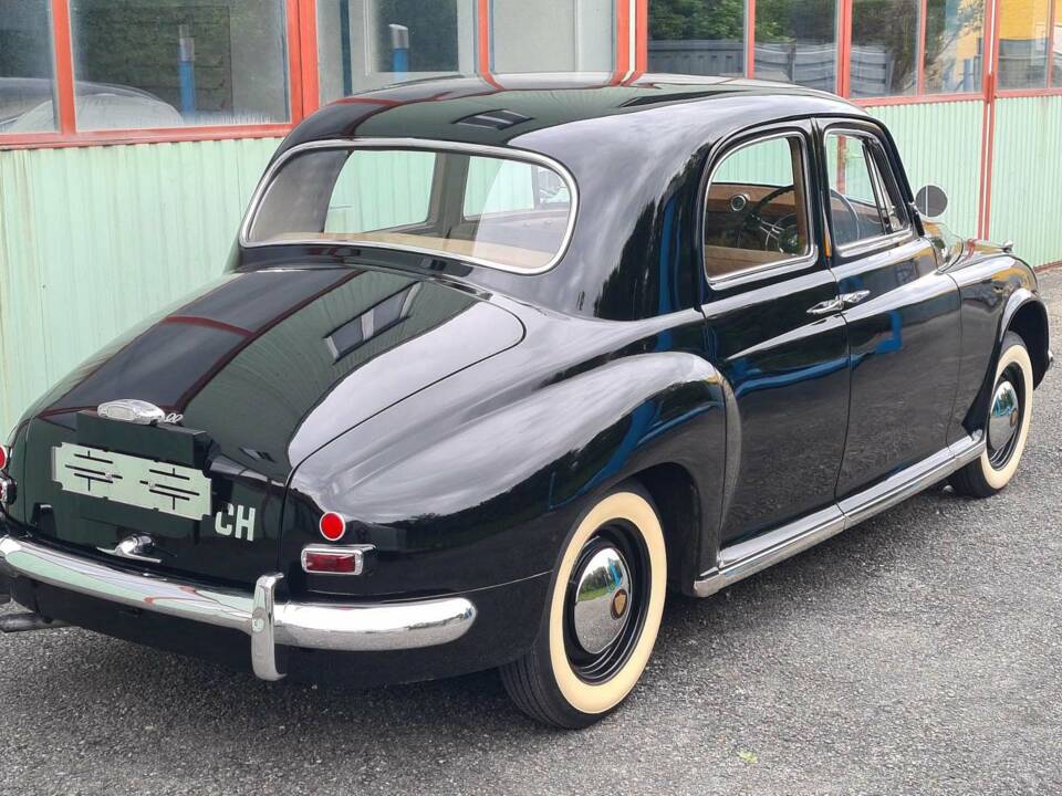 Image 4/17 of Rover 90 (1954)