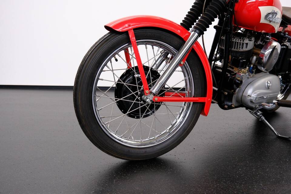 Immagine 25/72 di Harley-Davidson Model KH (1956)