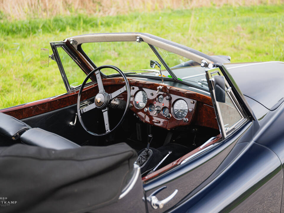 Afbeelding 10/19 van Jaguar XK 140 DHC (1956)