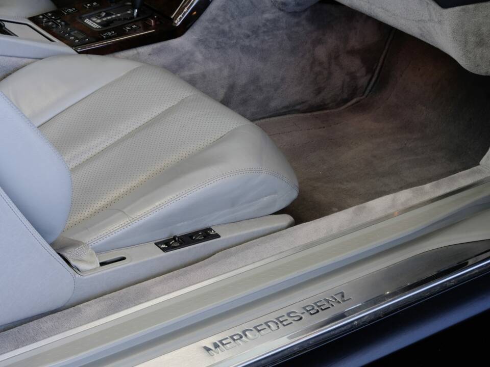 Bild 27/50 von Mercedes-Benz SL 60 AMG (1994)