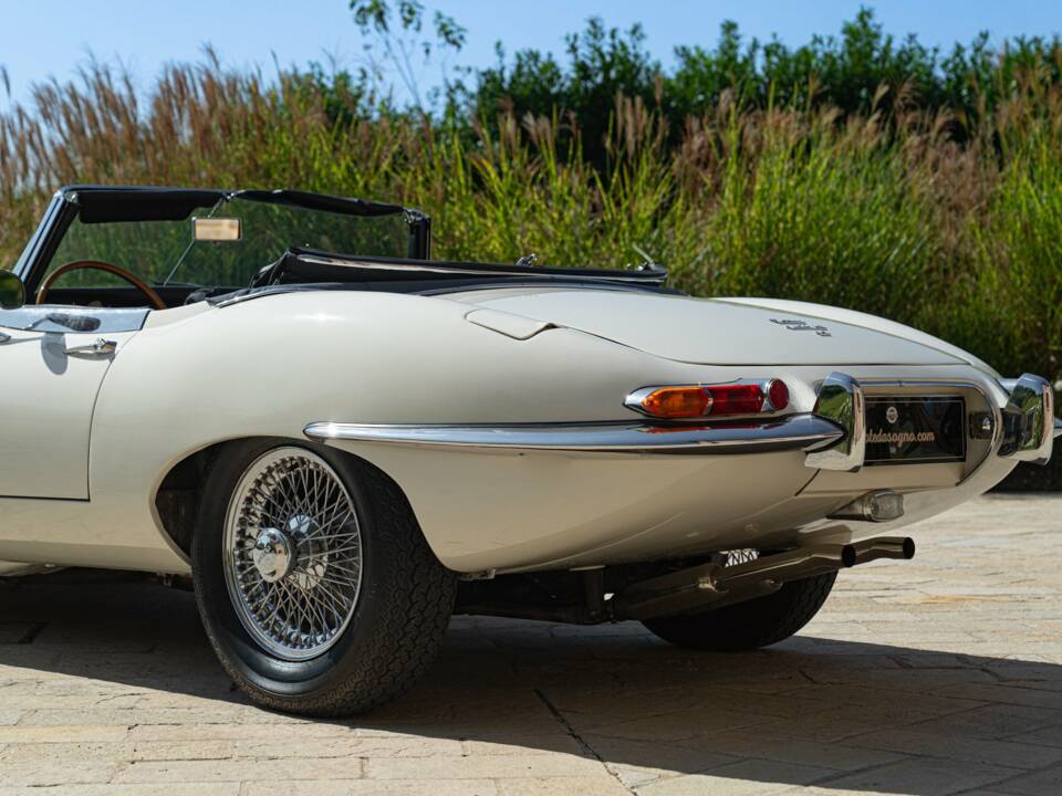 Bild 14/50 von Jaguar E-Type (1968)