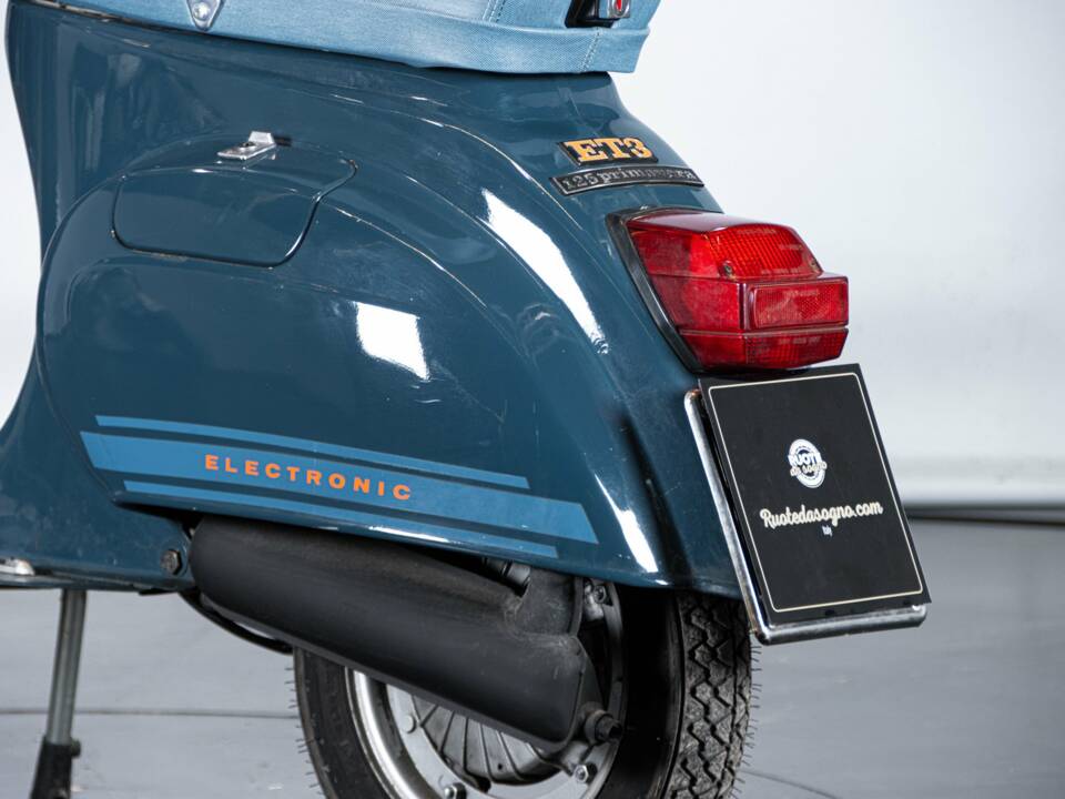 Bild 38/46 von Piaggio Vespa 125 Primavera ET3 (1977)