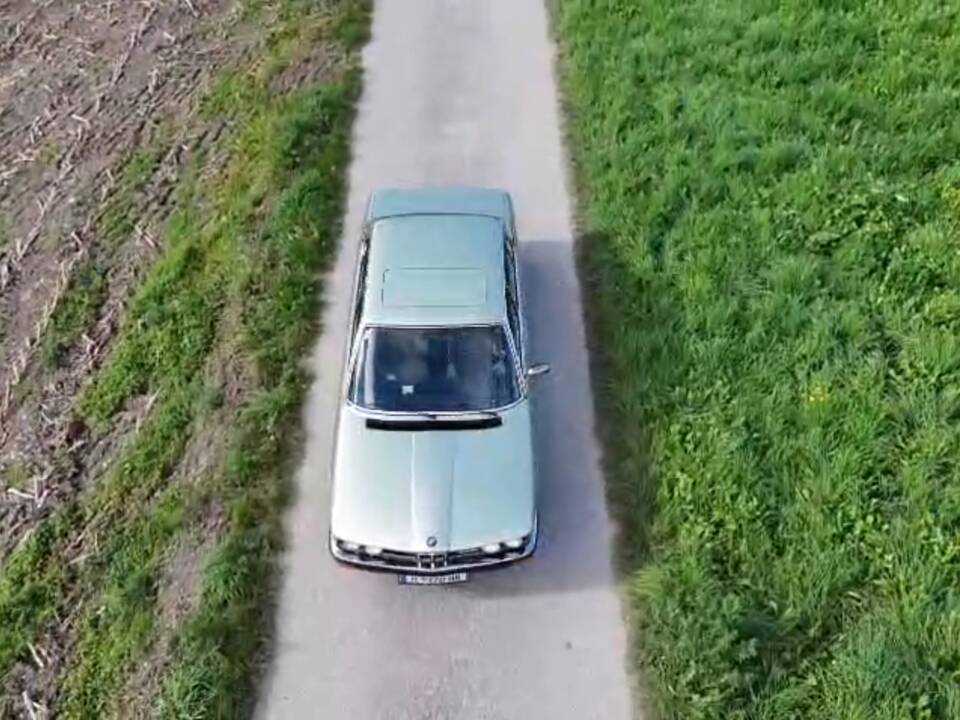 Bild 8/8 von BMW 528i (1979)