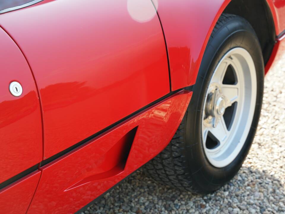 Bild 23/50 von Ferrari 512 BBi (1983)