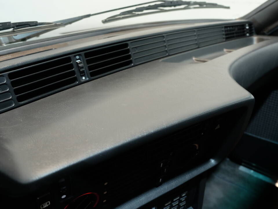 Bild 23/32 von BMW 635 CSi (1986)