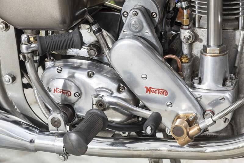 Image 38/40 of Norton Model 30 International (1957)