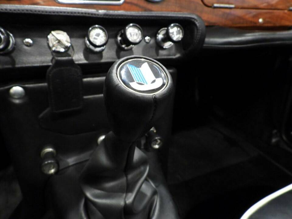 Image 9/15 of Triumph TR 4A (1967)